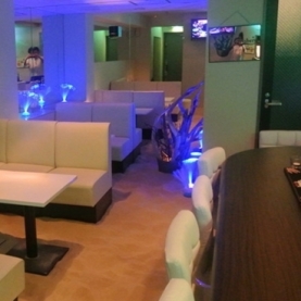 砂浜DINING BAR SHAPE BEACH（シェイプ ビーチ） 心斎橋店
